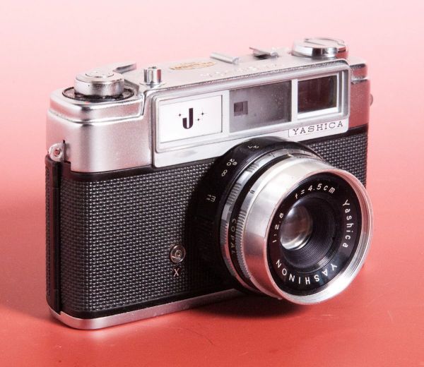 CAMERA YASHICA J  VINTAGE